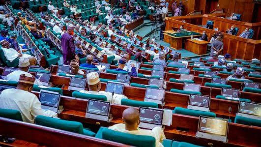 ‘Yan majalisar dokokin jihar Katsina 3 sun sauya sheka zuwa jam’iyyar APC daga PDP
