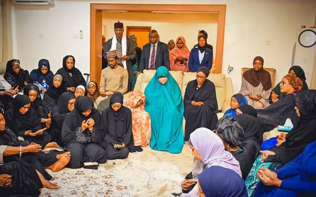 Iyalan Buhari sun yabawa ‘yan Najeriya da suka ba su goyon baya a lokacin jana’izar