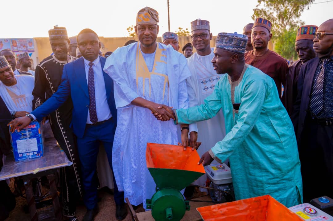 Gwamna Radda Ya Kaddamar Da Shirye-shiryen Karfafawa Jama’a Na Miliyoyin Naira a Kankia, Ingawa, da Kusada, Ya Yi Maraba Da Masu Sauya Sheka Zuwa APC A Kusada