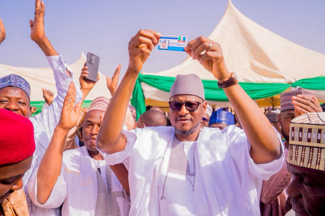 Gwamna Radda Ya Jagoranci Rijistar ‘Yan Takardar Zabe Ta Hanyar Intanet Na APC A Katsina, Ya Yi Kira Da A Yi Babban Taron Gaggawa