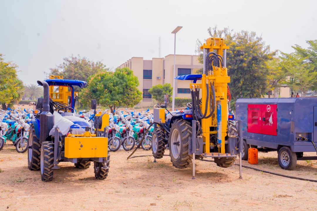 Gwamna Radda Ya Kaddamar Da Rarraba Babura 1,100, Ya Kuma Gudanar Da Injunan Hakowa Na Ban Ruwa