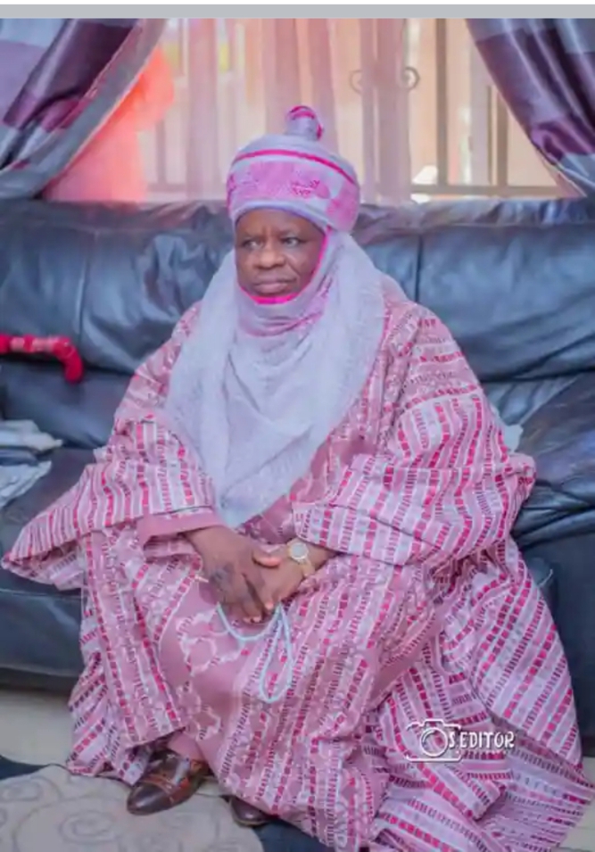 Kanwan Katsina ya gargadi kungiyar tsofaffin daliban jami’ar ABU ta Katsina da ta tattara kundin tsarin membobi domin samun saukin sadarwa