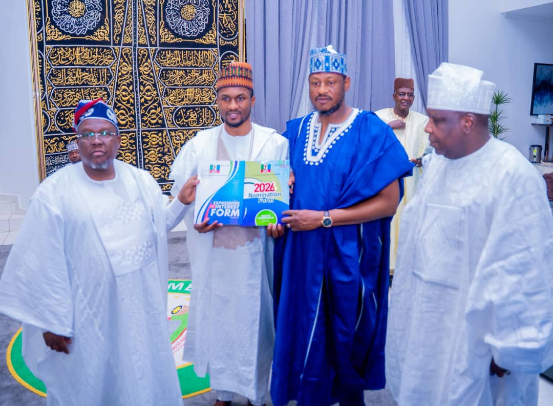 Yusuf Muhammadu Buhari ya mika fom din tsayawa takara da kuma nuna sha’awar sa ga Gwamna Radda