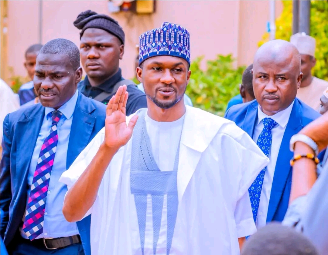 Ɗan Marigayi Buhari Ya Kayar Da Ɗan Tsohon Shugaban DSS A Takarar Mazaɓa