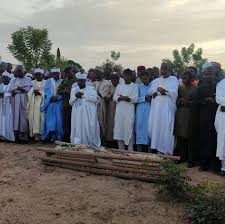 Cizon maciji zai iya bayyana alamun da kuma yanayin da aka gani a kafar uba, da kuma mahaifiyar da har yanzu take hannun masu garkuwa – Ishaka Rabe Abubakar
