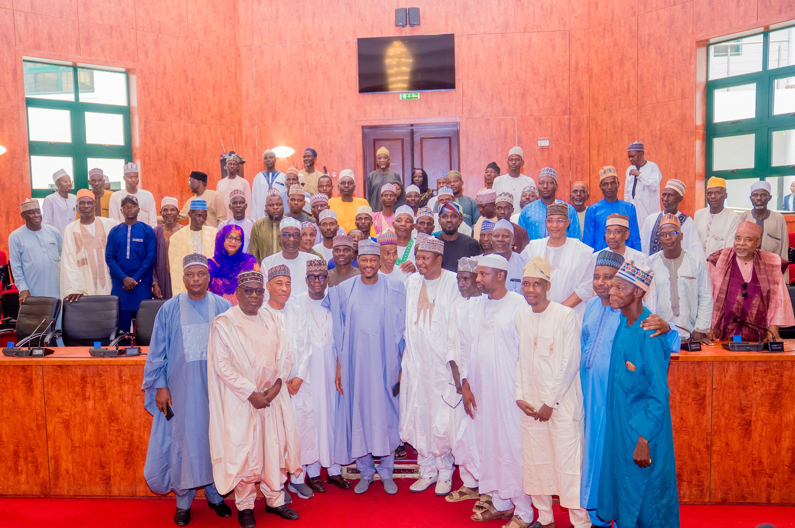 Gwamna Radda Ya Bukaci Hadin Kai Yayin Da Jam’iyyun Adawa Suka Shiga APC A Safana